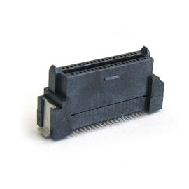 ตัวเชื่อมต่อ Pitch ชายตรงขนาด 0.8 มม. SMT PA9T UL94V-0 บอร์ดถึงบอร์ด D Type